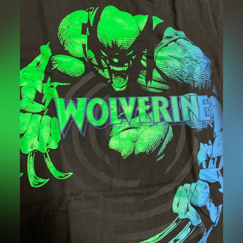 Vintage Y2K Marvel Comics Wolverine Tshirt